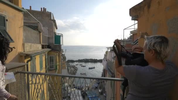 Vista Balcón Riomaggiore — Vídeo de stock