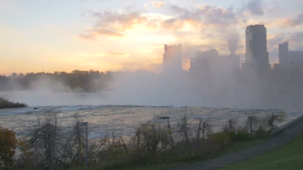 Mist Niagara Falls Sunset — Stockvideo