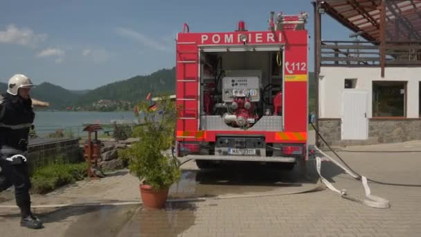 Abrir Caminhão Bombeiros Vídeo — Vídeo de Stock