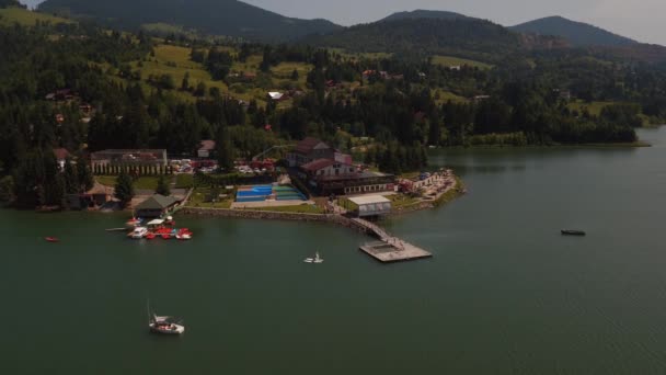 Luftaufnahme Eines Resorts Dem Eine Feuerwehrübung Abgehalten Wird — Stockvideo