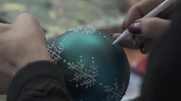 Peindre Une Décoration Noël — Video