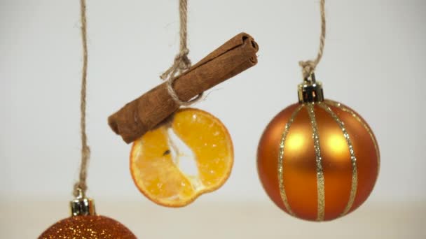 Balle Noël Cannelle Tranche Orange Suspendue — Video