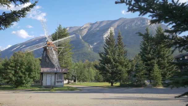 Větrný Mlýn Národním Parku Banff — Stock video