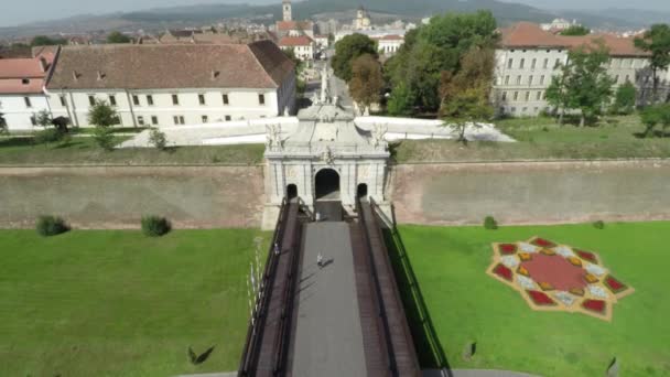 Alba Iulia城堡的空中景观 — 图库视频影像