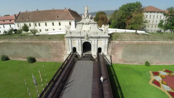 Veduta Aerea Della Porta Della Cittadella Alba Iulia — Video Stock