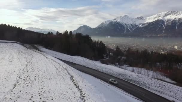 Flygfoto Väg Innsbruck — Stockvideo