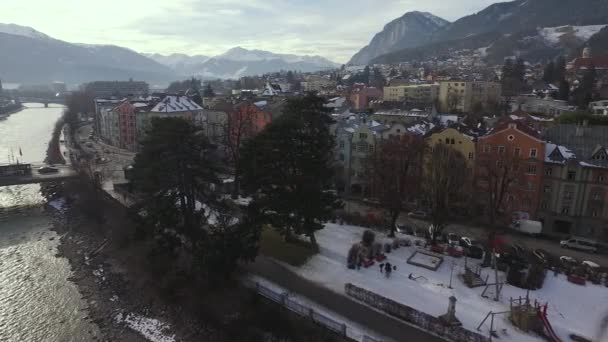 Uitzicht Vanuit Lucht Gebouwen Inn Innsbruck — Stockvideo