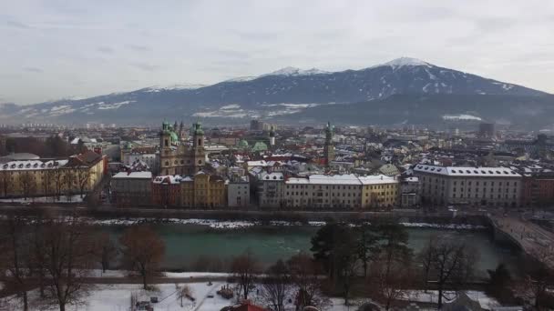 Vista Aérea Innsbruck Durante Invierno — Vídeo de stock