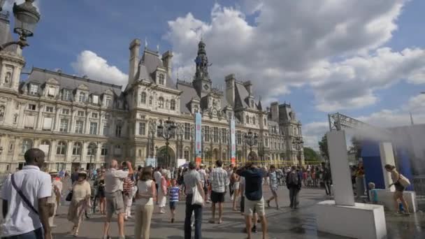 Touristen Auf Dem Rathausplatz Paris — Stockvideo