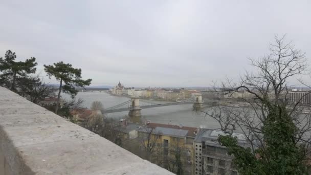 Ponte Cadeia Szchenyi Sobre Rio Danúbio Budapeste Hungria — Vídeo de Stock
