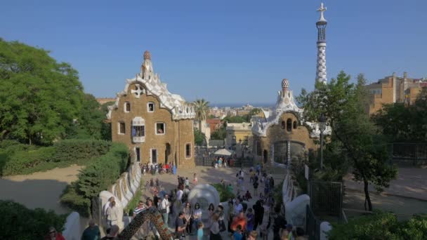 Barselona Gaudi Nin Heykelleriyle Park Guell — Stok video