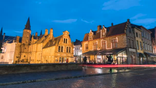 Passaggio Notturno Della Strada Rozenhoedkaai Bruges — Video Stock