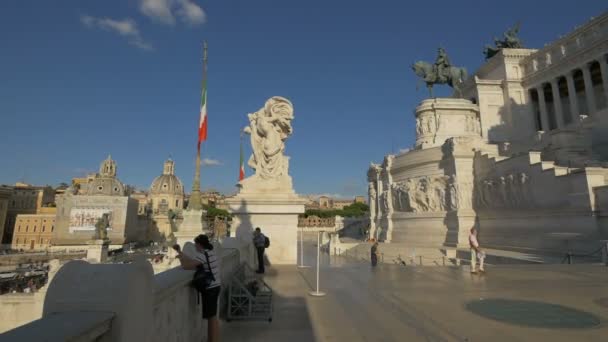 Statua Equestre Vittorio Emanuele — Video Stock