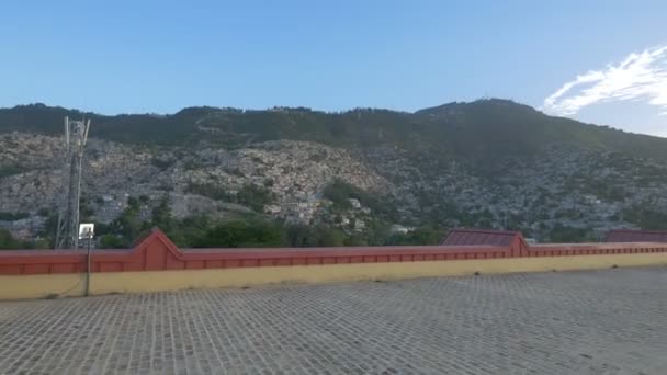 Port Prince Πόλη Δει Από Μια Ταράτσα — Αρχείο Βίντεο