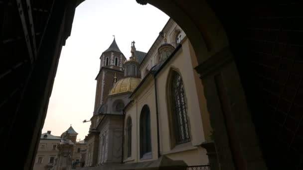 Janelas Paredes Catedral Wawel Cracóvia — Vídeo de Stock