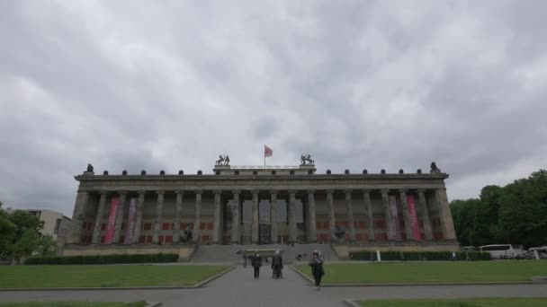 Wolken Boven Het Altes Museum Berlijn — Stockvideo