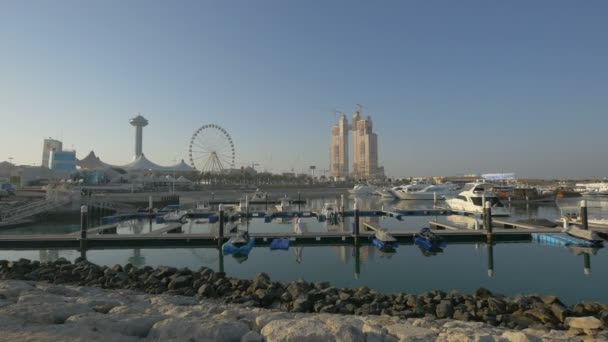 Marina Mall Con Ruota Panoramica Abu Dhabi — Video Stock