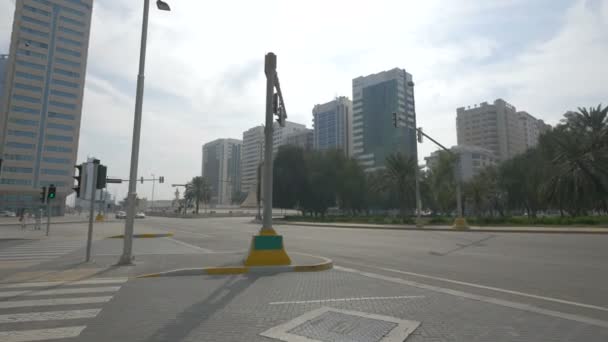 Calle Abu Dhabi — Vídeos de Stock