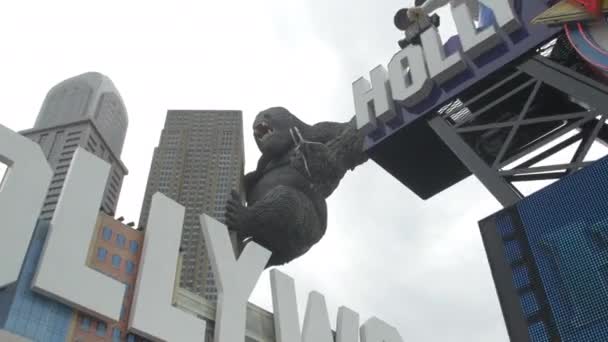 Låg Vinkel Syn King Kong Skulptur Branson — Stockvideo