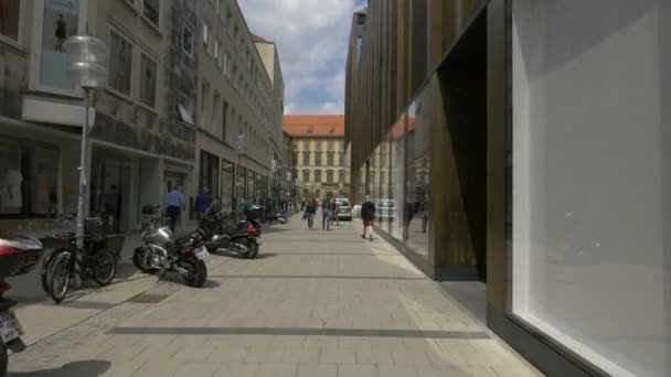 Spaziergang Der Eisenmannstraße München — Stockvideo
