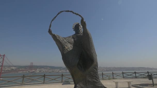 Статуя Пресвятой Девы Лисбон — стоковое видео