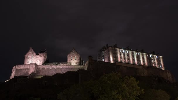 Nachtelijke Tijdspanne Van Edinburgh Castle — Stockvideo