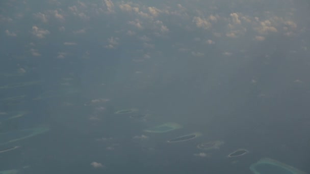 Nuvole Sulle Piccole Isole Dell Oceano Indiano — Video Stock