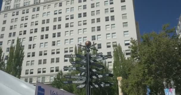 Street Signs Portland Oregon State — Stock Video