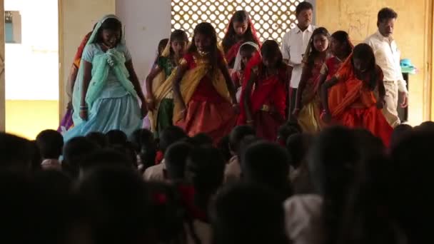 Grupo Chicas Indias Bailando India Concepto Viaje — Vídeos de Stock