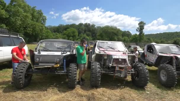 Offroad Parked Cars Event — Stock Video