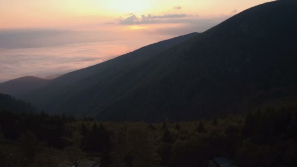 Luftaufnahme Der Hügel Bei Sonnenuntergang — Stockvideo