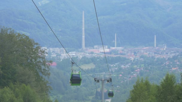 View Green Aerial Tramways — Stock Video