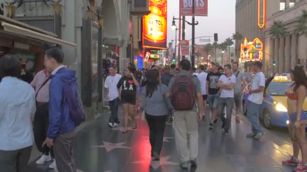 Folla Sulla Hollywood Walk Fame — Video Stock