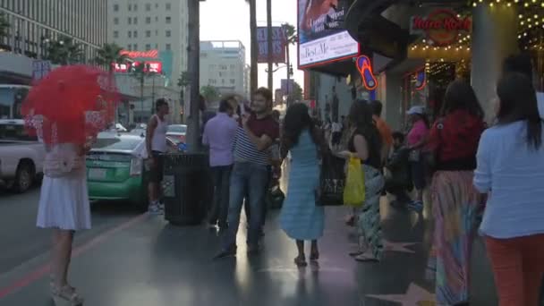 Costumed Street Artists Hollywood Walk Fame — Stock Video