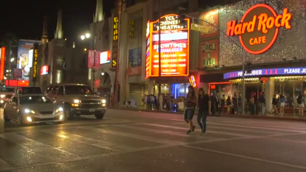 Samochody Ludzie Pobliżu Hard Rock Cafe Los Angeles — Wideo stockowe