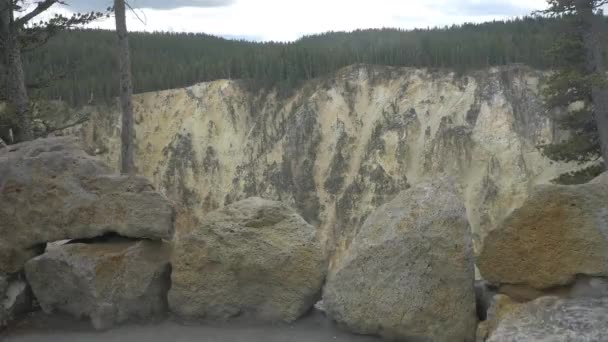 Yellowstone Ulusal Parkı Kanyonu — Stok video