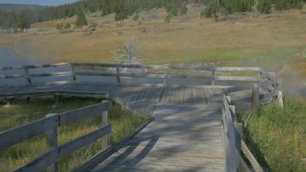 Ζεστή Πισίνα Στο Εθνικό Πάρκο Yellowstone — Αρχείο Βίντεο