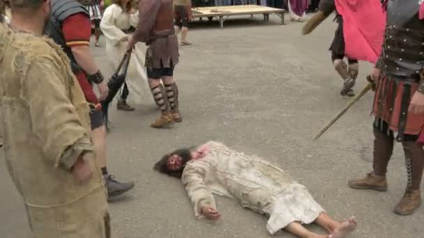 Jesus Beaten Lying Ground — Stock Video
