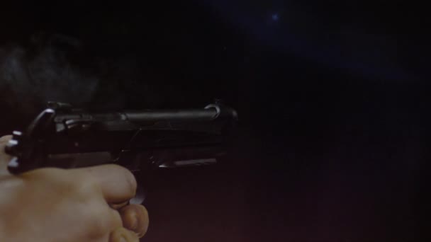 Närbild Pistol Avfyrar Kula Ultra Slow Motion — Stockvideo