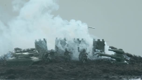 Campo Batalla Con Juguetes Militares Fuera Castillo Ultra Slow Motion — Vídeo de stock