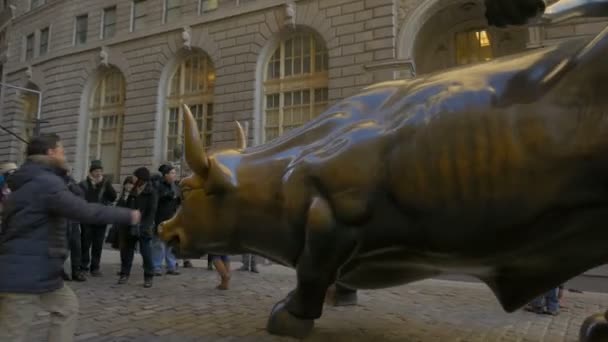 Charging Bull Wall Street New York City — Stock video