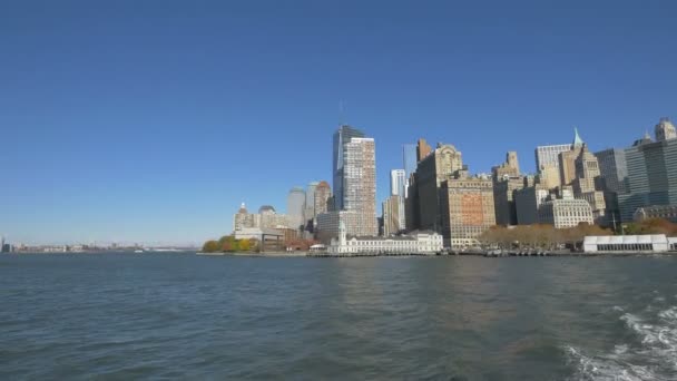 Manhattan Skyscrapers Seen Boat — Stock Video