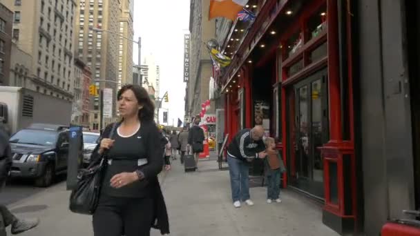 Kraampjes Stoep New York City — Stockvideo