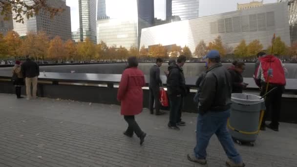 People Visiting Memorial Pool — Stock Video