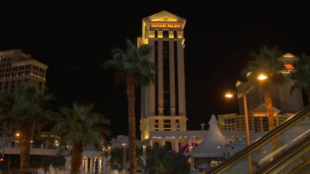 Pałac Caesars Widziany Nocą Las Vegas Stany Zjednoczone Ameryki — Wideo stockowe