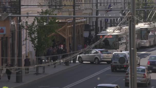 Traffic Memorandumului Street Cluj Napoca — Stockvideo