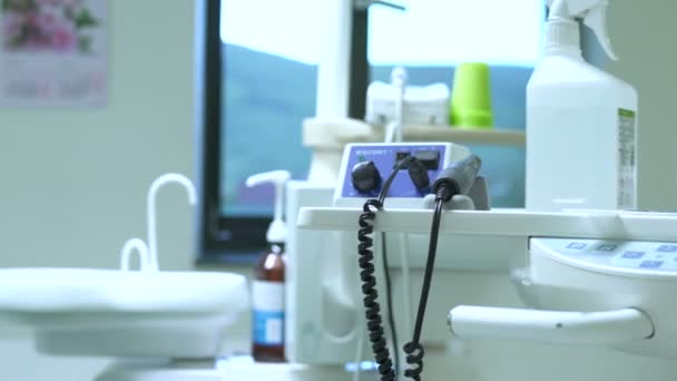 Zbliżenie Sprzętu Stomatologicznego Wewnątrz Kliniki — Wideo stockowe