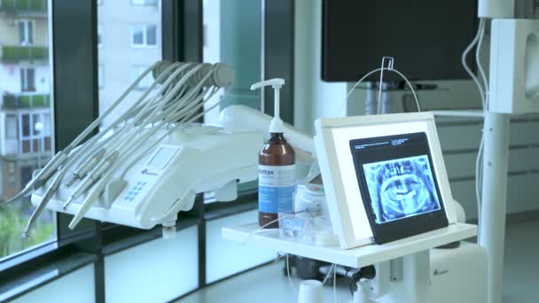 Tandheelkundige Oefeningen Tandheelkundige Röntgenfoto Een Kliniek — Stockvideo