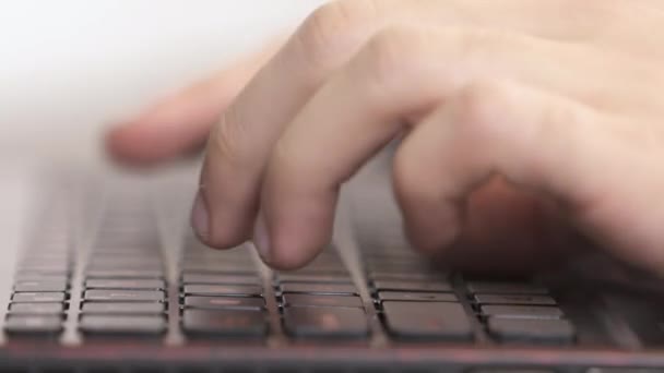 Close View Man Typing Keyboard — Videoclip de stoc