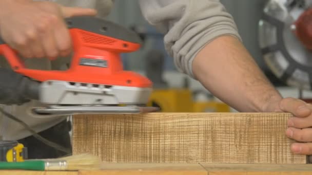 Szlifowanie Kawałka Drewna — Wideo stockowe